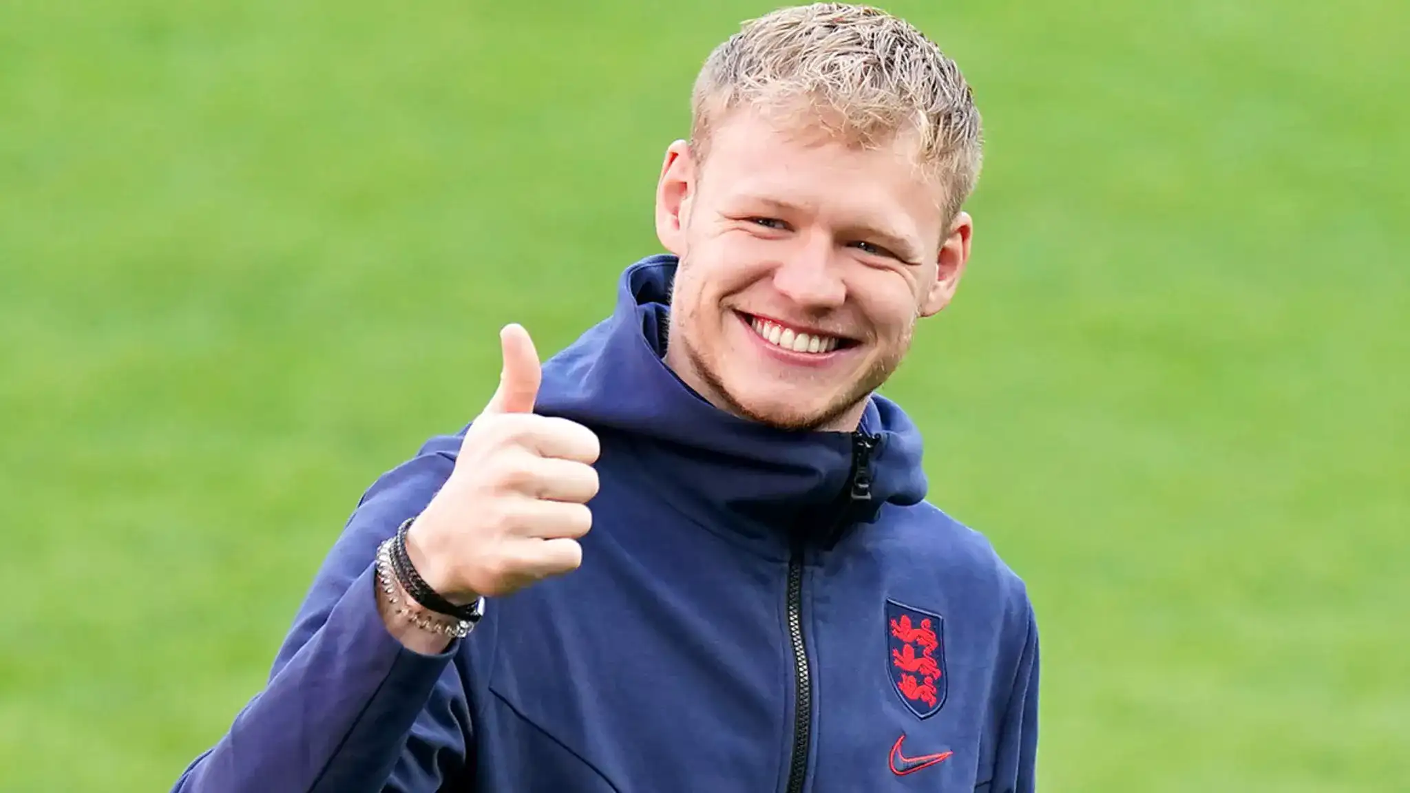 Aaron Ramsdale speaks out on the competition between England goalkeepers for No.1